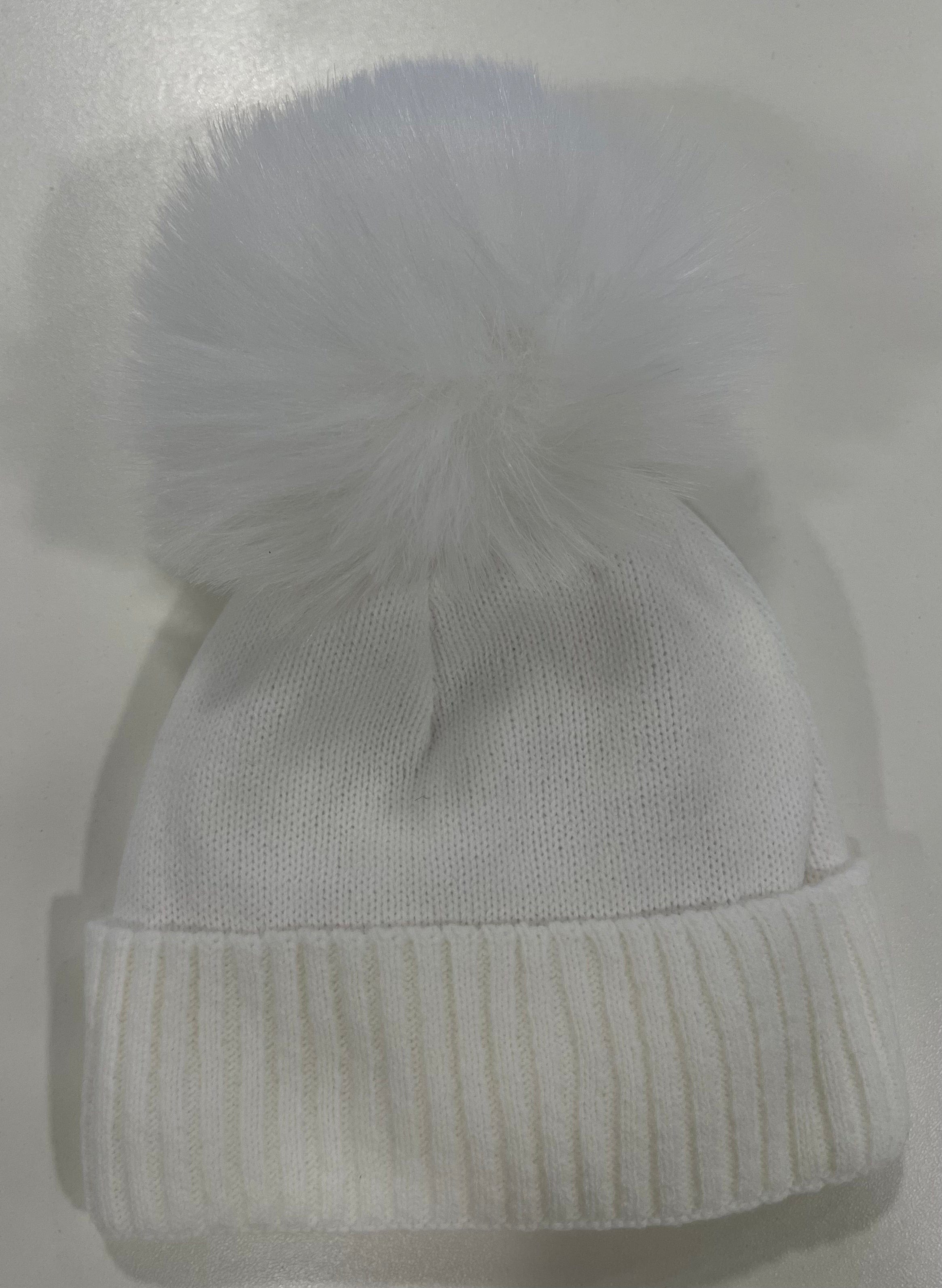 Pex White Pom Pom Hat