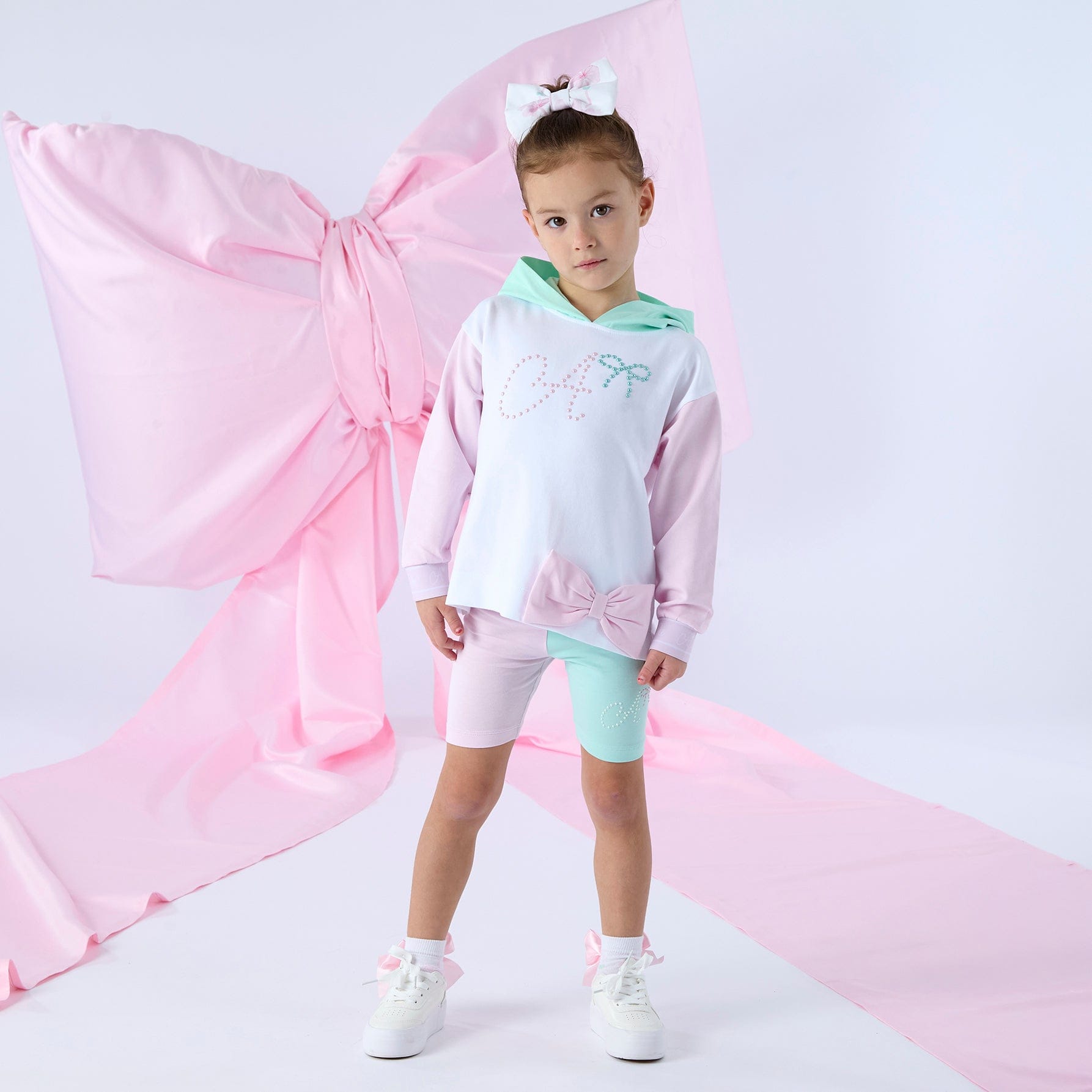 A Dee Reese Hoody Cycling Shorts Set