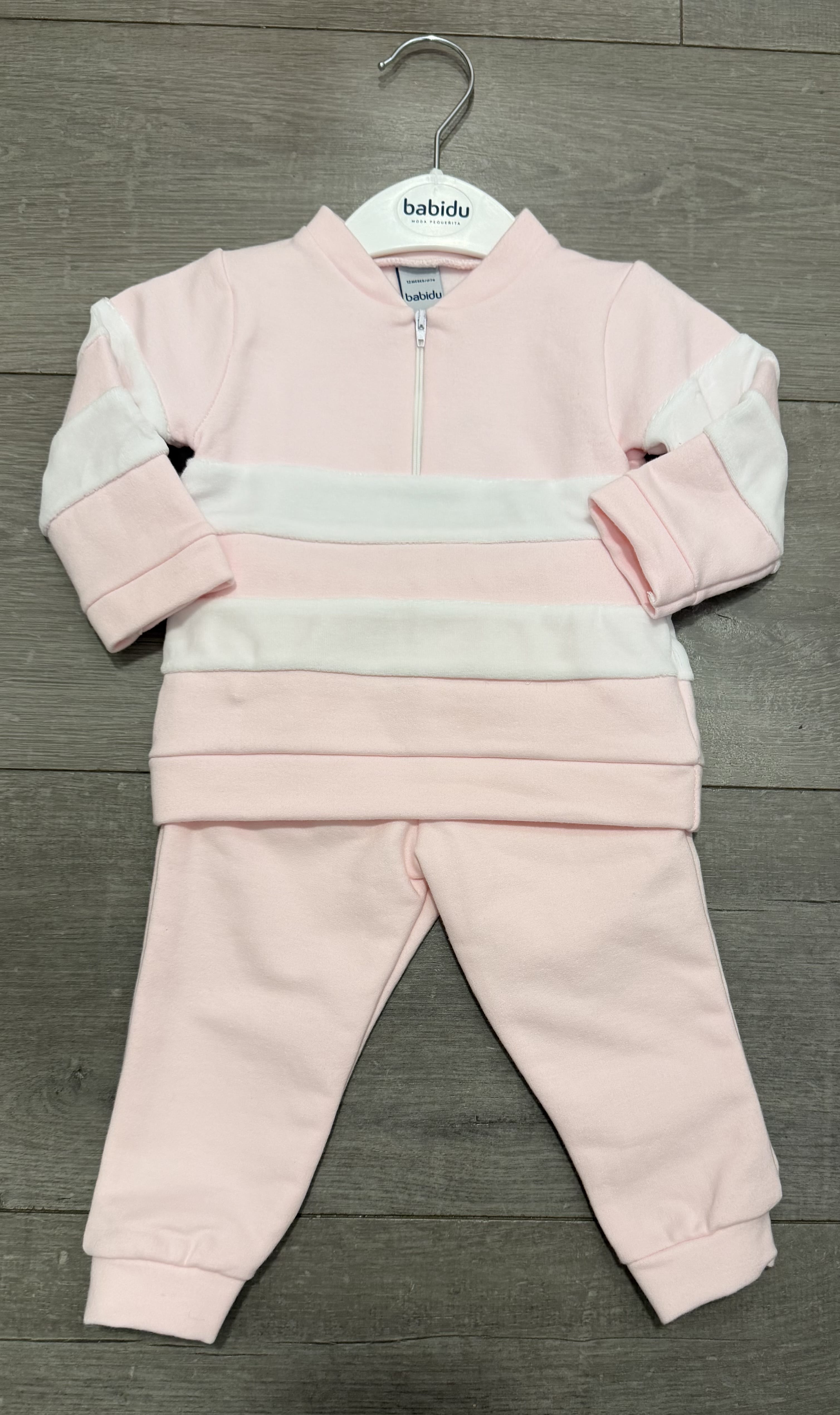 Two Piece Set