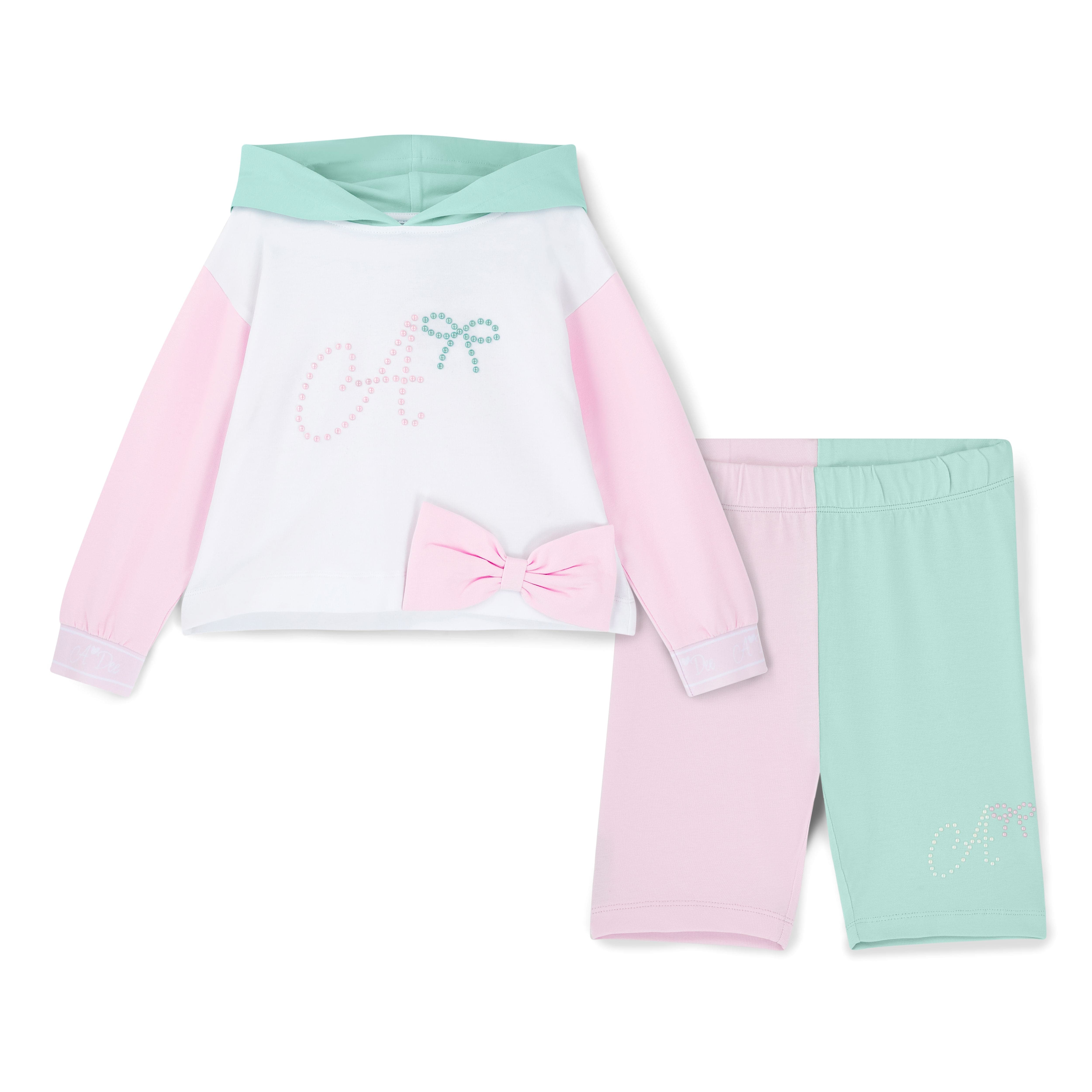 A Dee Reese Hoody Cycling Shorts Set